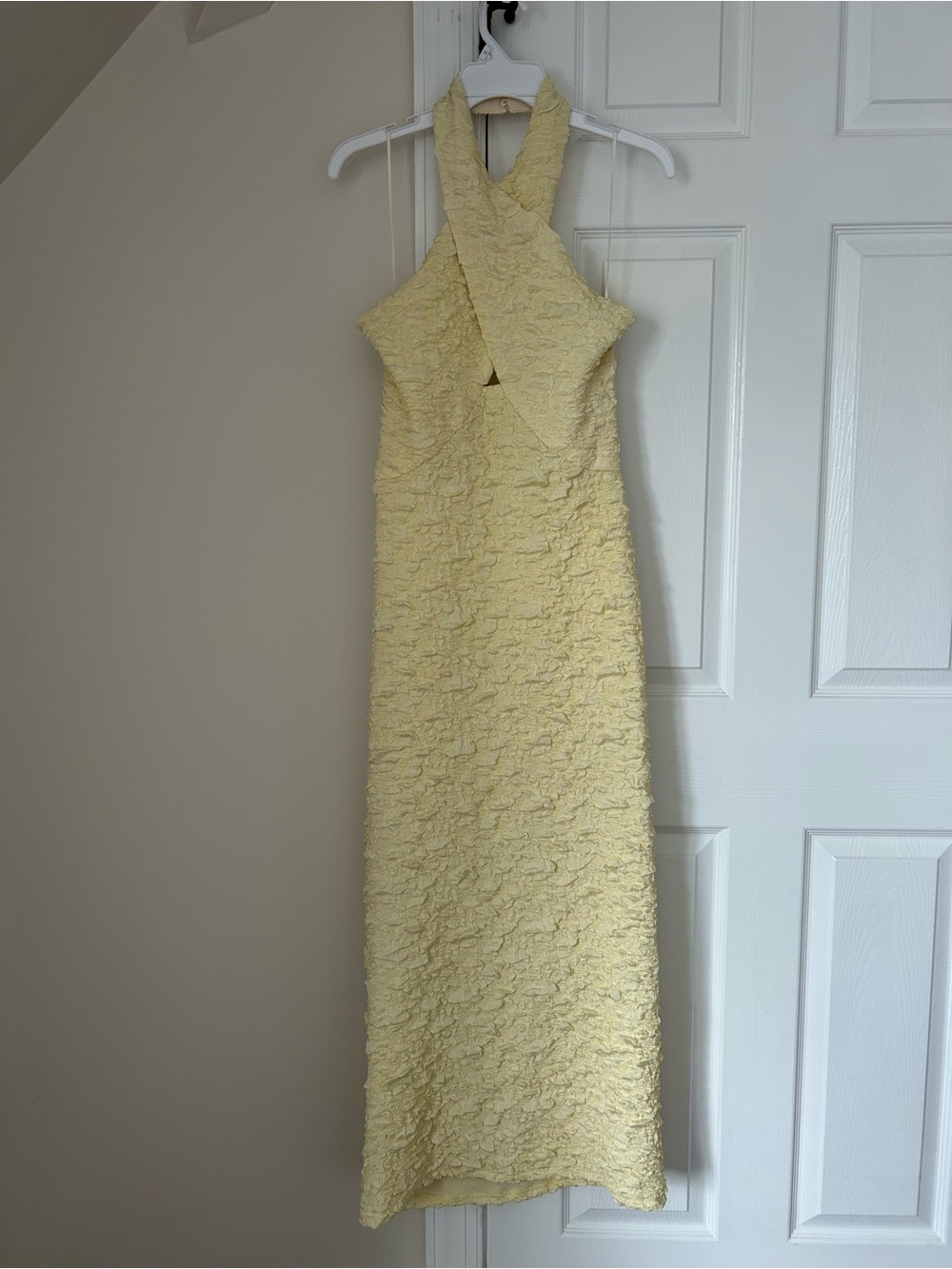 NWOT Endless Rose Anthropologie Butter Yellow Halter Maxi Dress S $112 - Picture 2 of 4